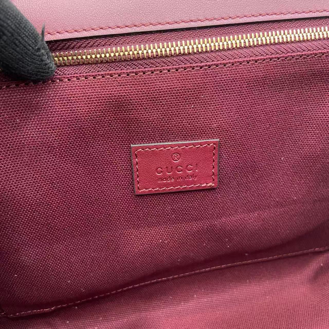 Gucc* Padlock Shoulder Bag(26*18*11.5CM)