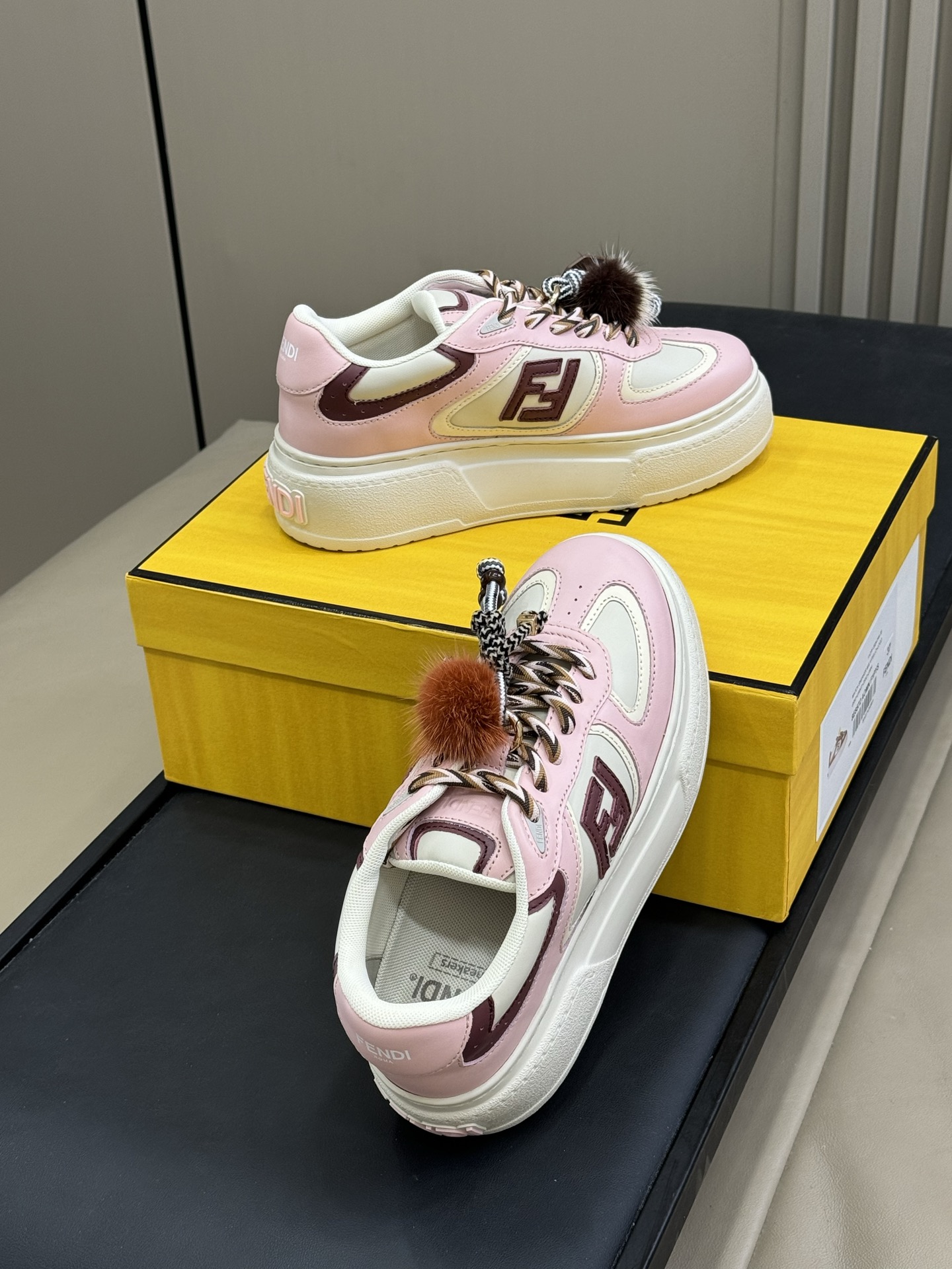 Fend* 2025ss Match Platform Sneakers(EU35-41)