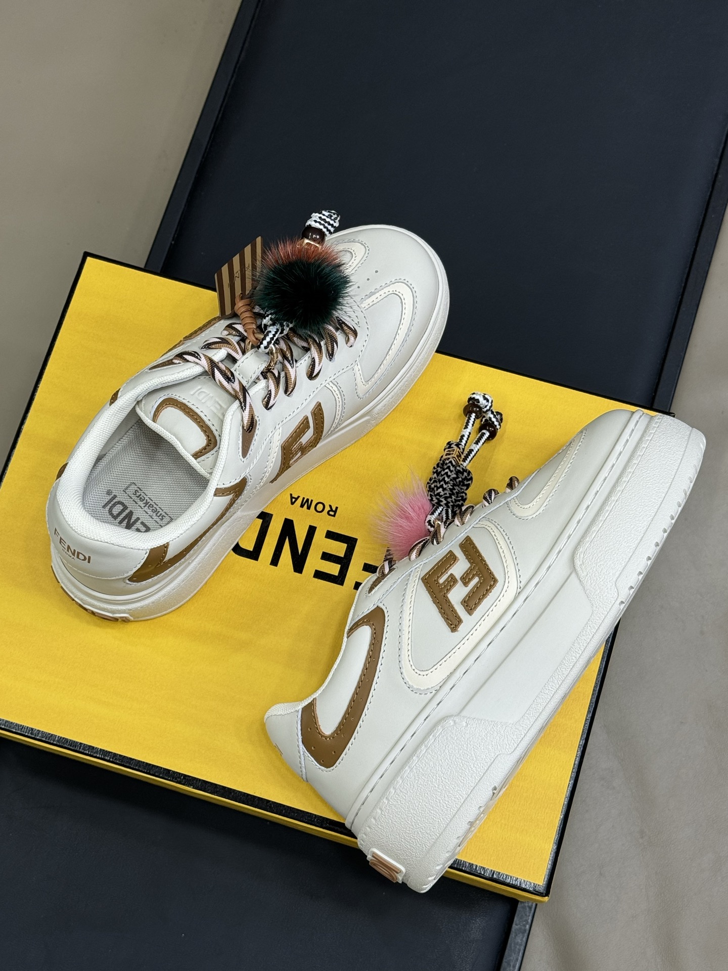 Fend* 2025ss Match Platform Sneakers(EU35-41)