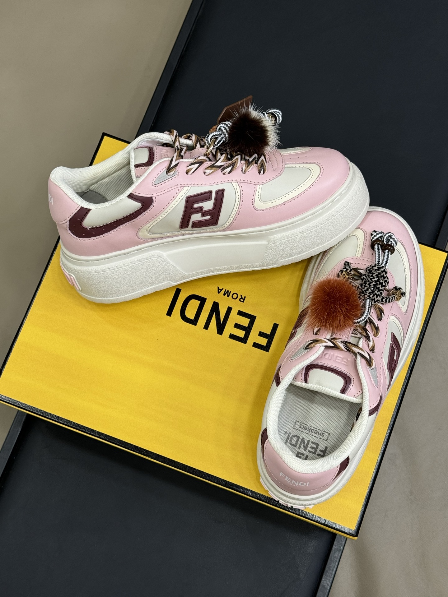 Fend* 2025ss Match Platform Sneakers(EU35-41)