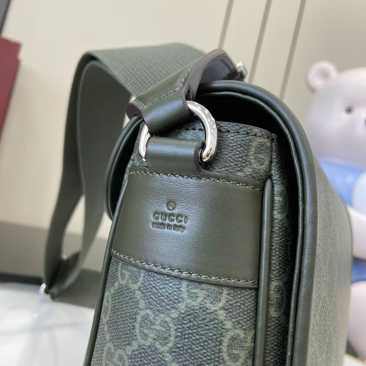 Gucc* Shoulder Bag(27*20*9CM)