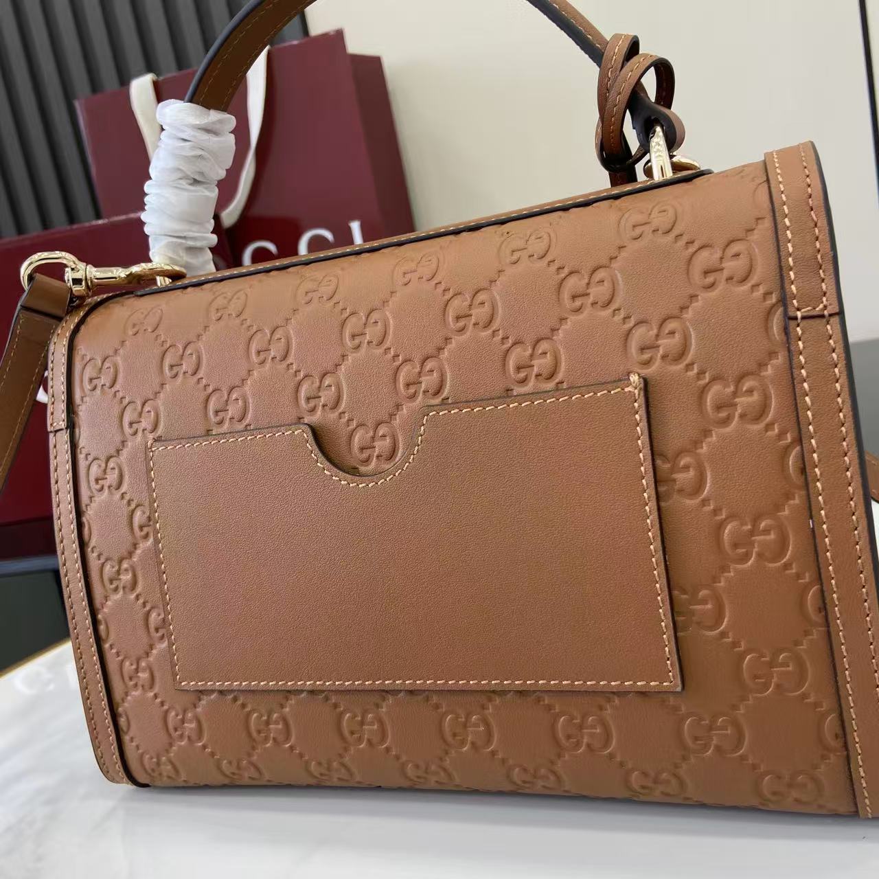 Gucc* Padlock Shoulder Bag(26*18*11.5CM)