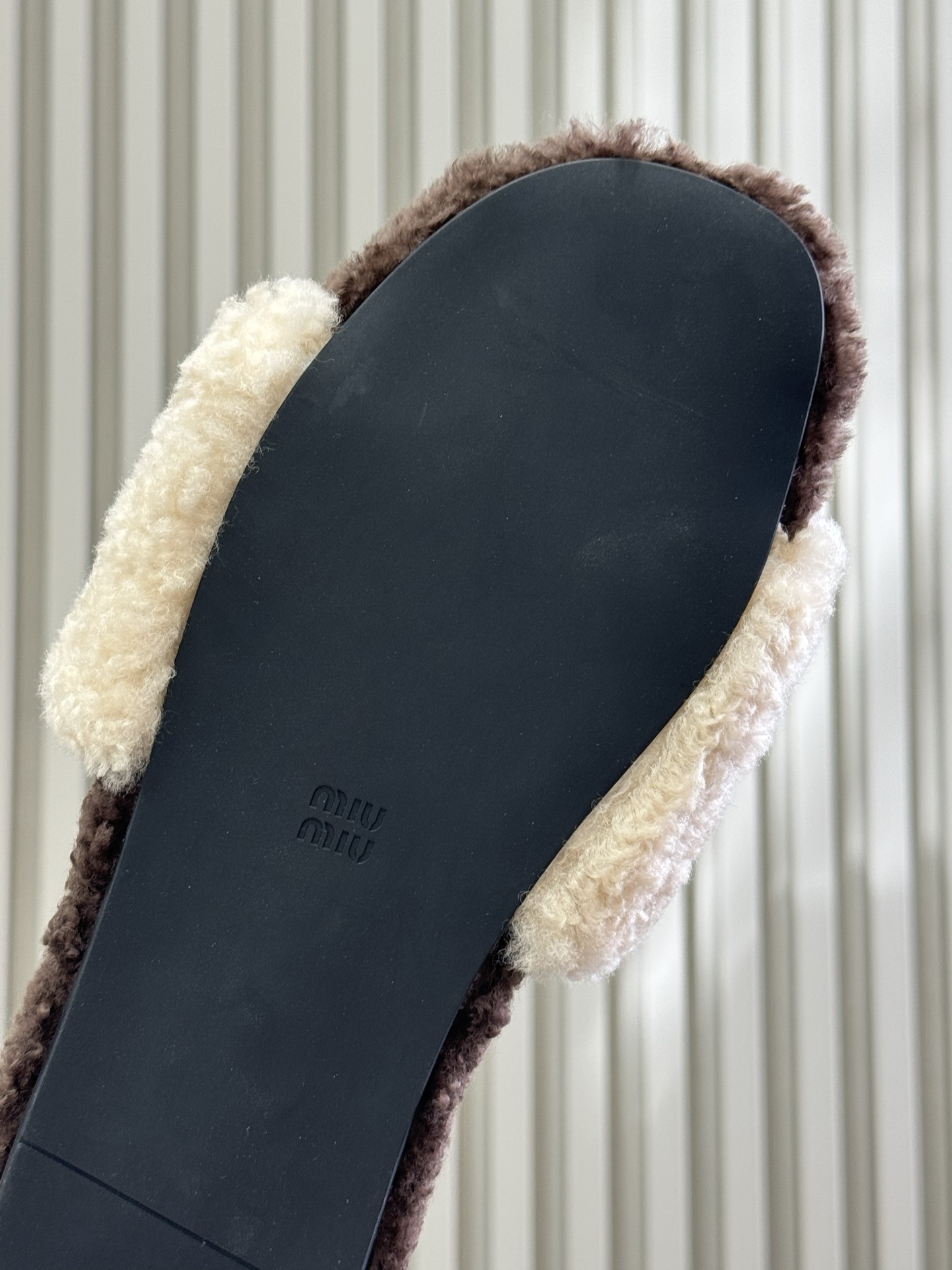 Miumiu 2025ss Slides(EU35-41)