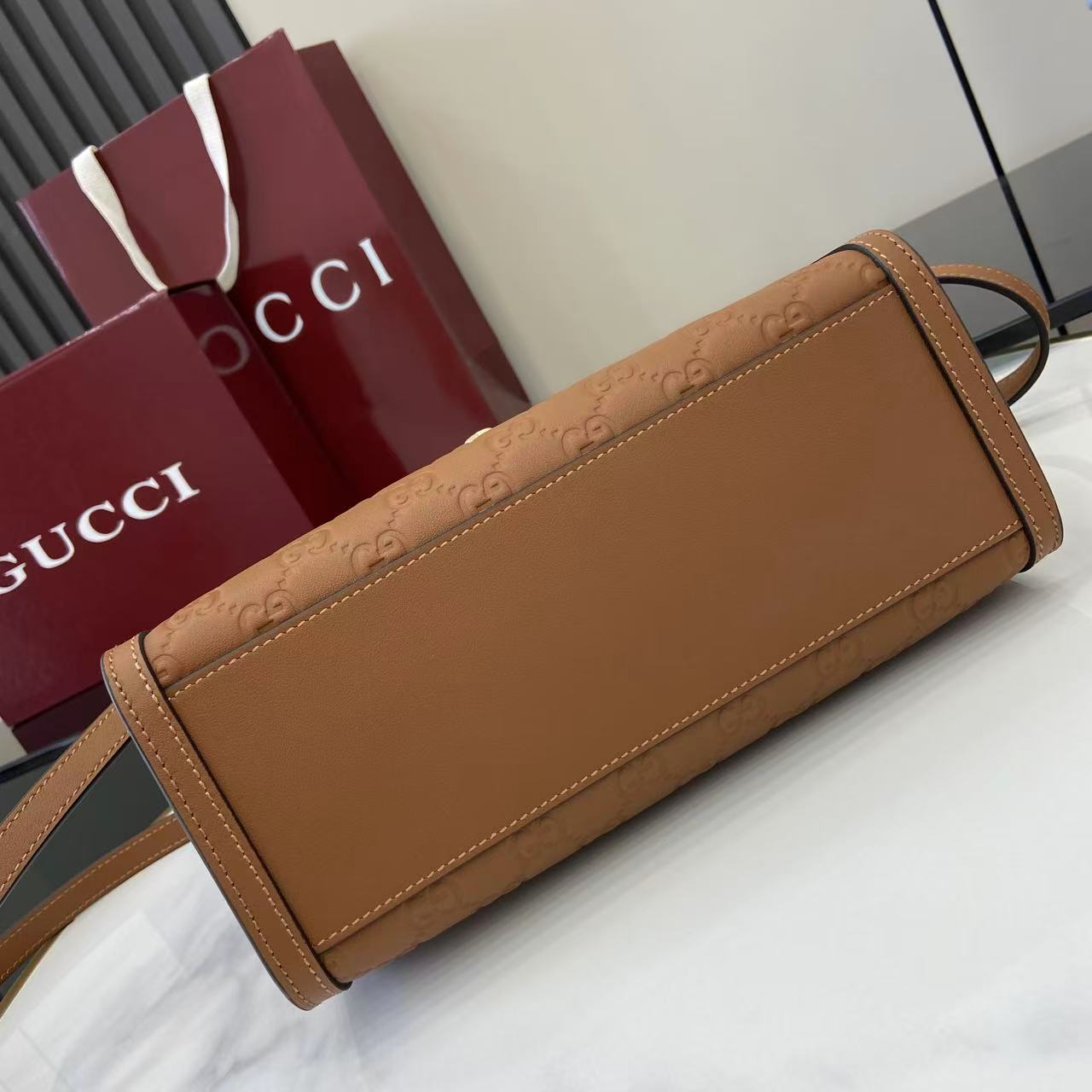 Gucc* Padlock Shoulder Bag(26*18*11.5CM)