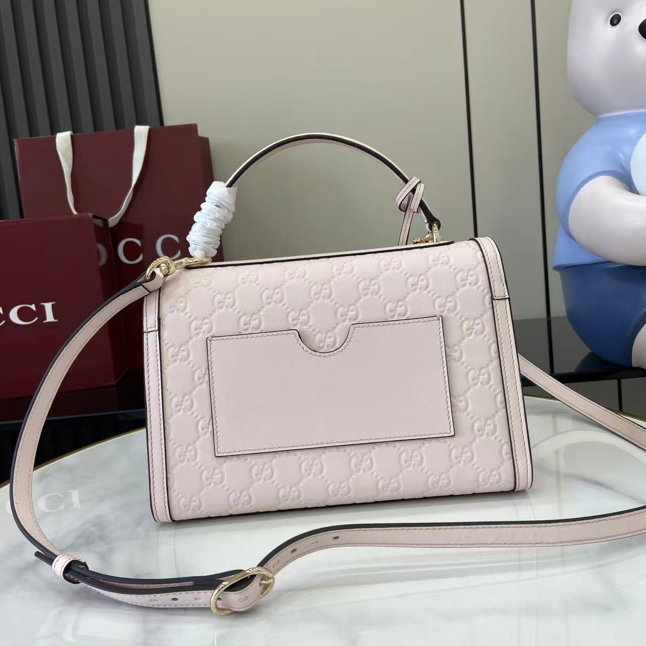 Gucc* Padlock Shoulder Bag(26*18*11.5CM)
