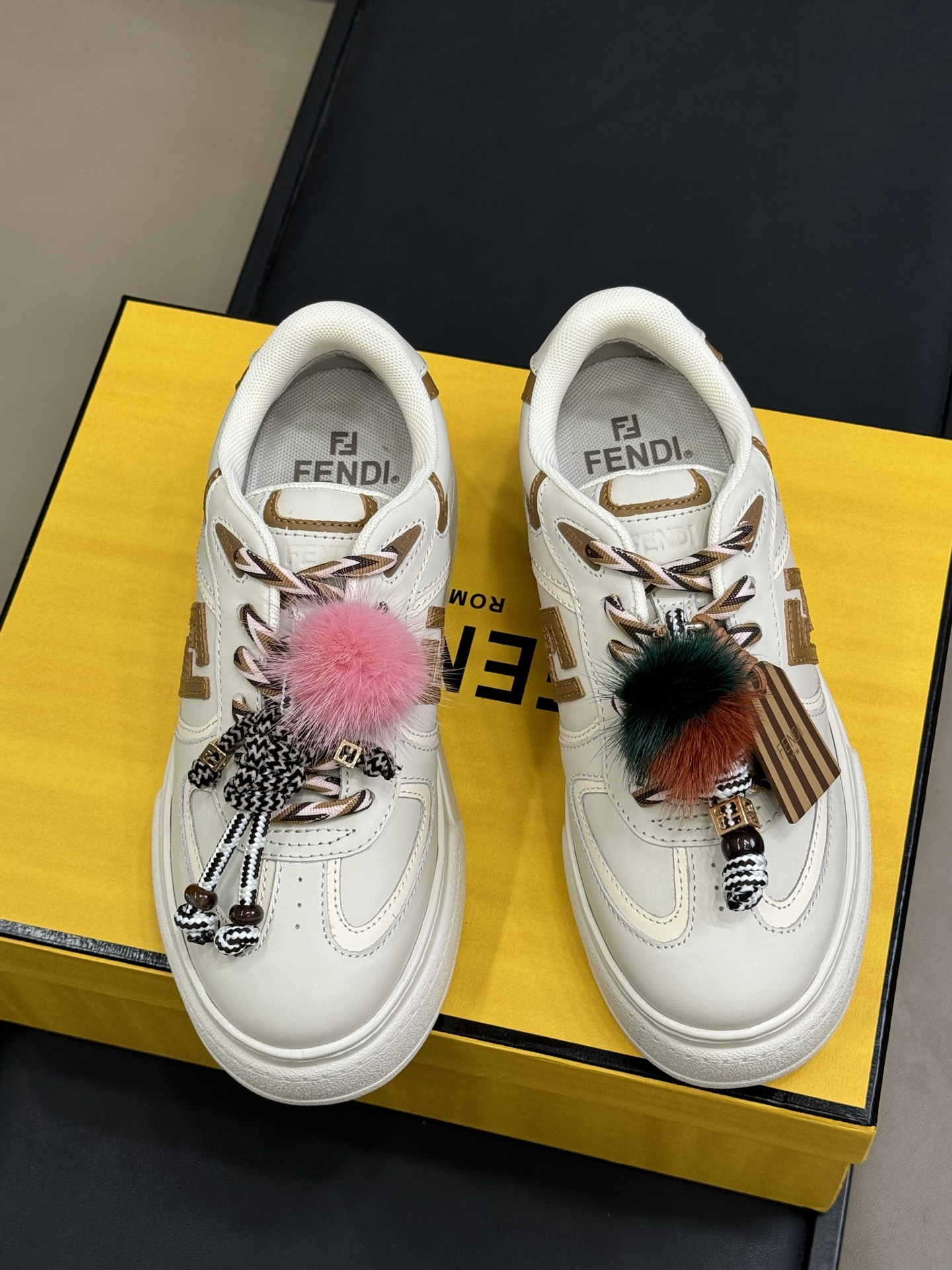 Fend* 2025ss Match Platform Sneakers(EU35-41)