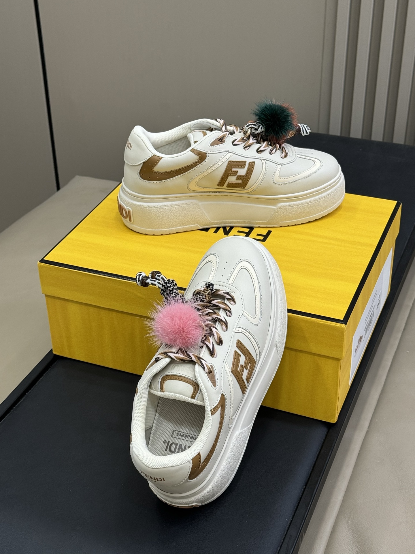 Fend* 2025ss Match Platform Sneakers(EU35-41)