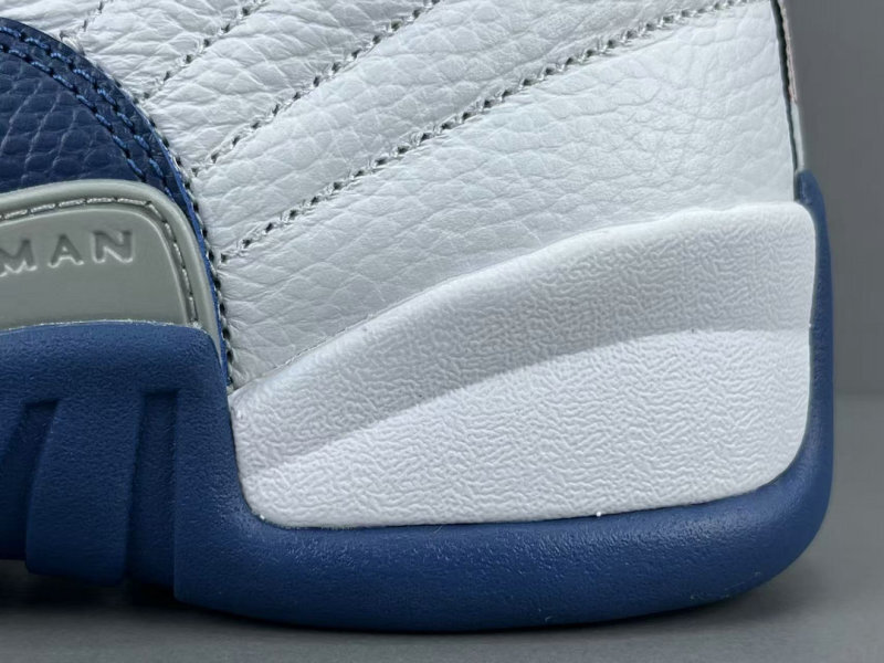 Air Jordan 12 Retro CT8013-114