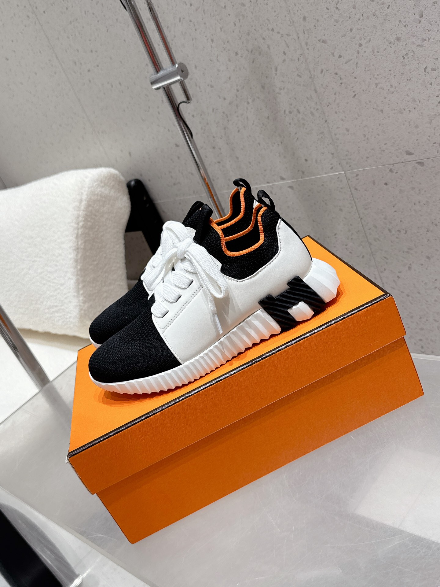 Hermes Giga Sneaker(EU35-46)