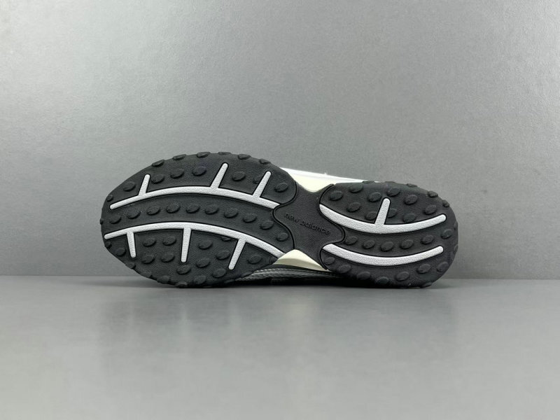 New Balance U204LSWD