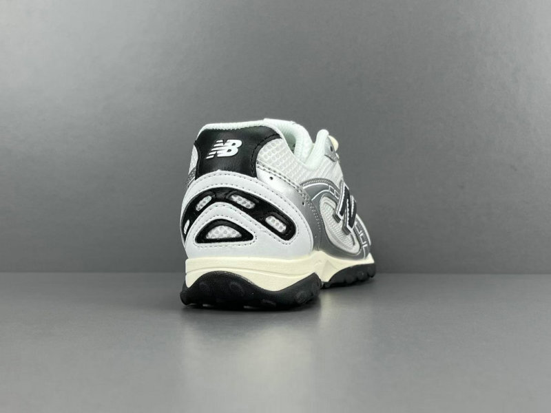 New Balance U204LSWD