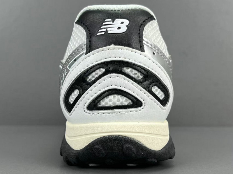 New Balance U204LSWD