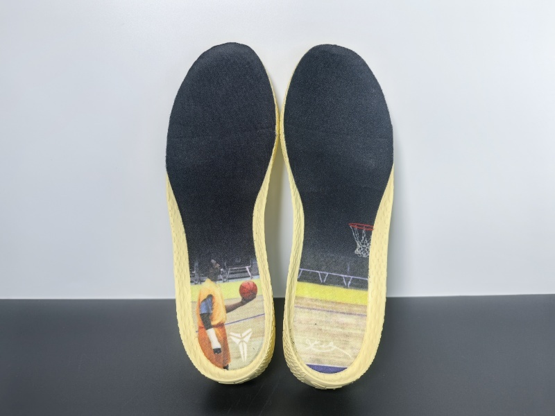 Kobe Bryant x Nike Air Force 1 Protro “Soft Yellow”HV9408-700