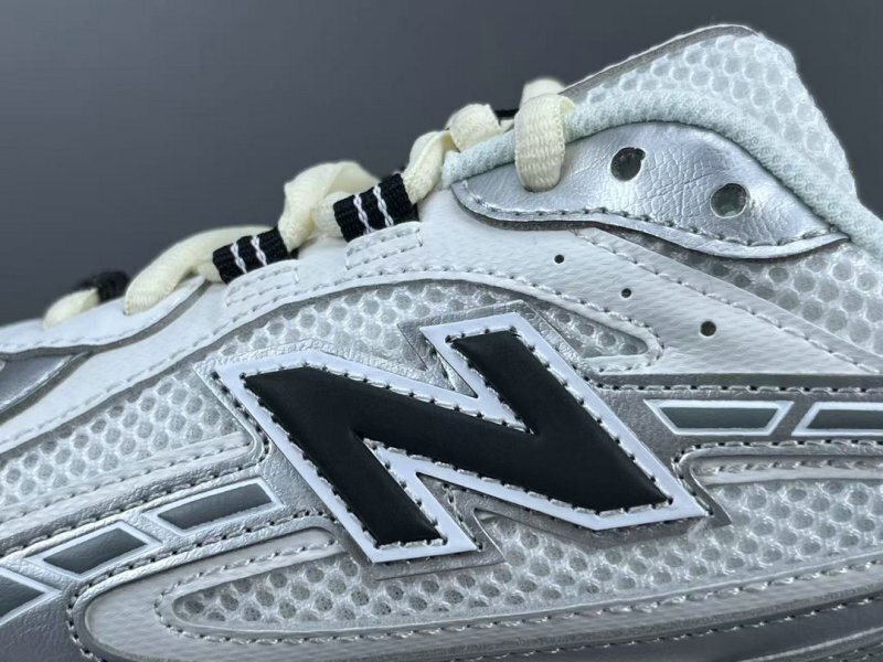 New Balance U204LSWD