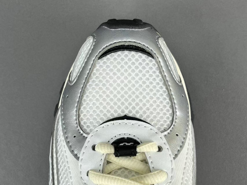 New Balance U204LSWD