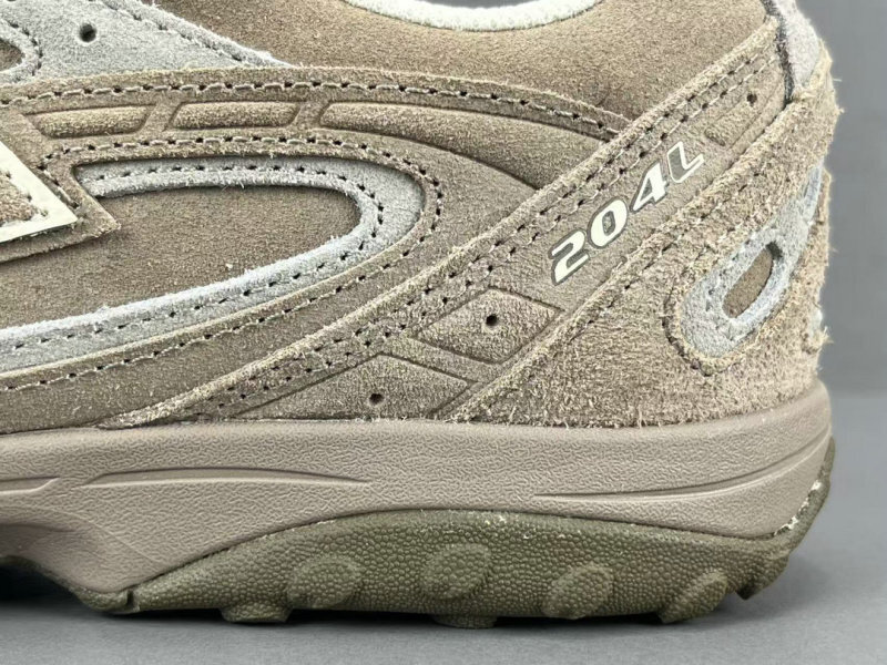 New Balance U204LMMA