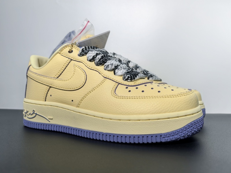 Kobe Bryant x Nike Air Force 1 Protro “Soft Yellow”HV9408-700