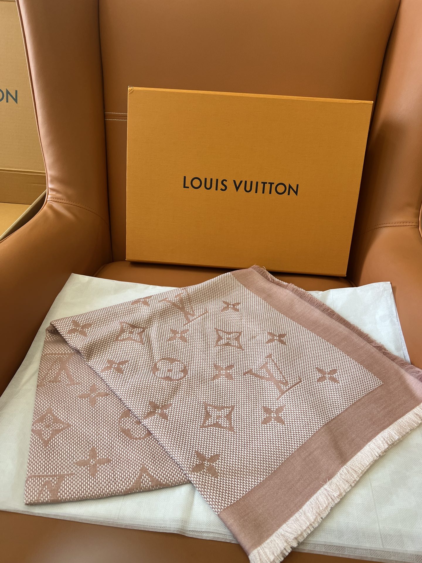 Lv Neo Natté Monogram Scarf-142.5 x 142.5CM