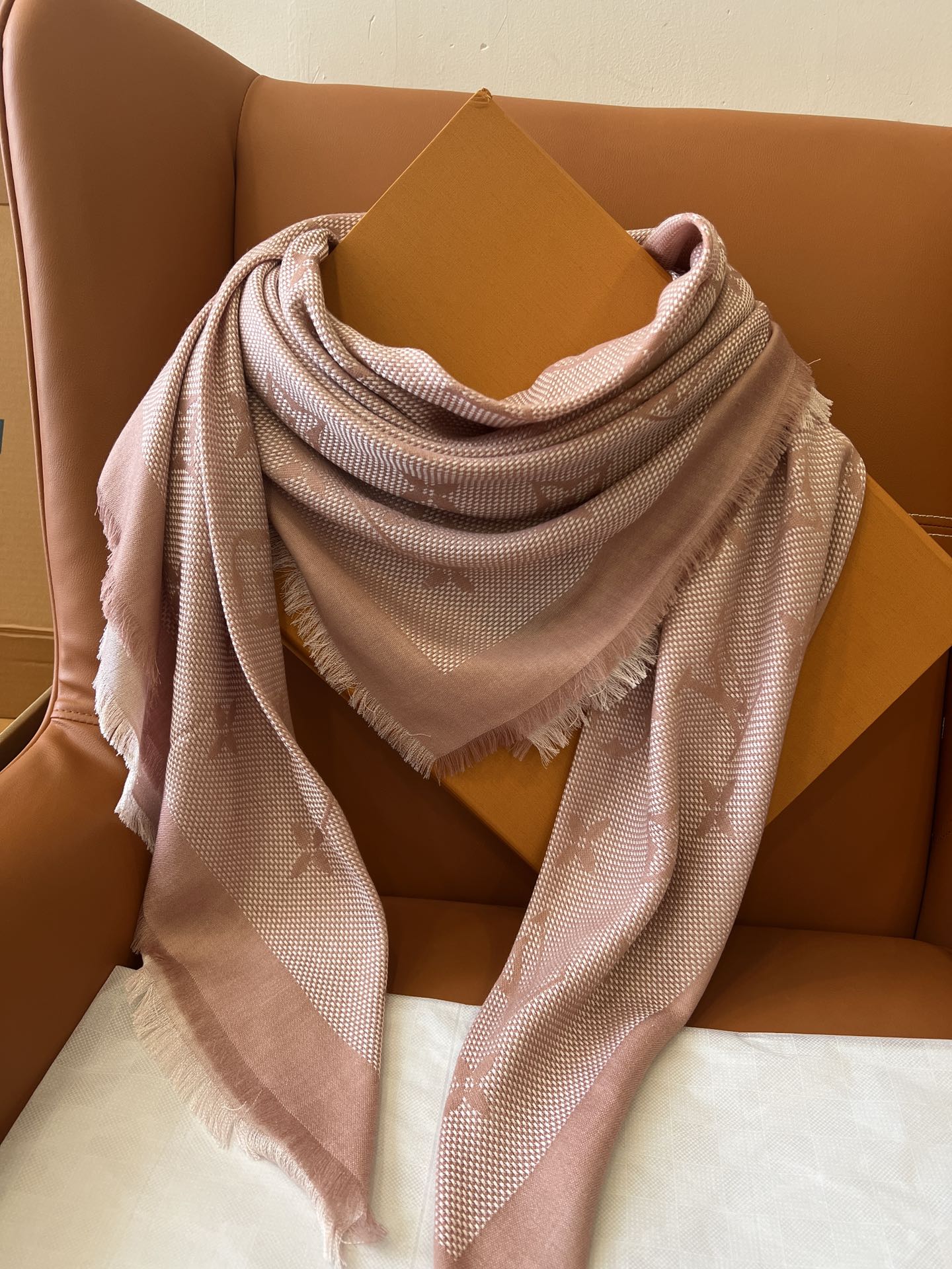 Lv Neo Natté Monogram Scarf-142.5 x 142.5CM