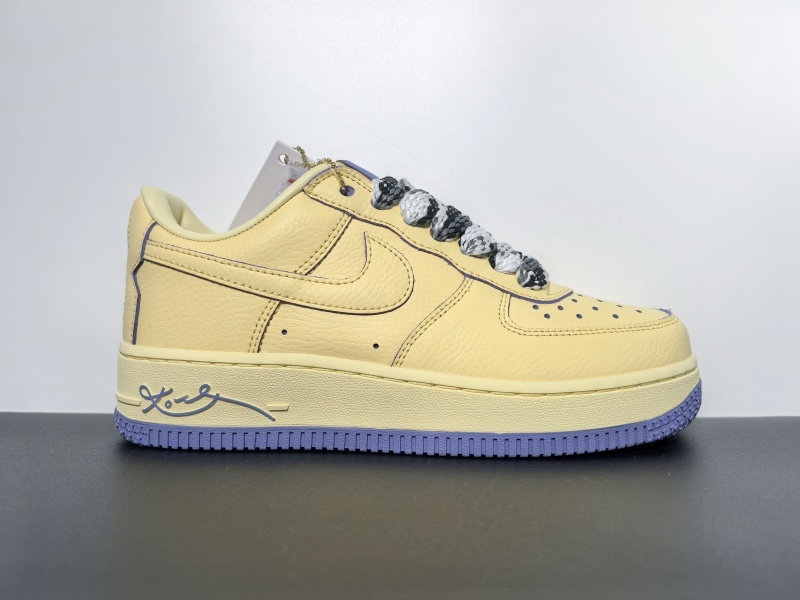 Kobe Bryant x Nike Air Force 1 Protro “Soft Yellow”HV9408-700