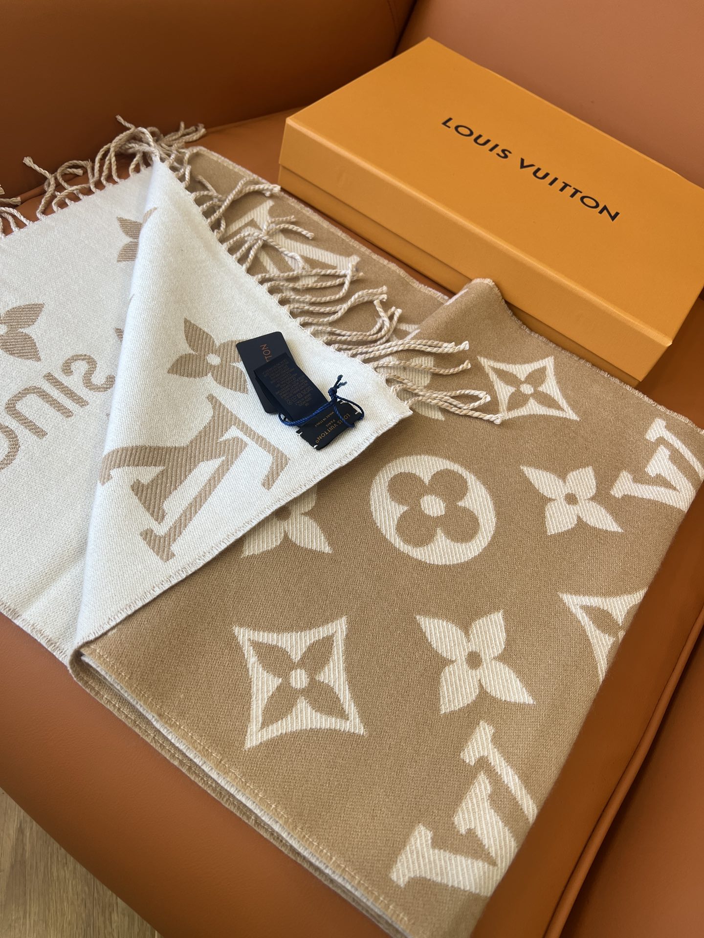 L*V Essential Scarf-170*34CM