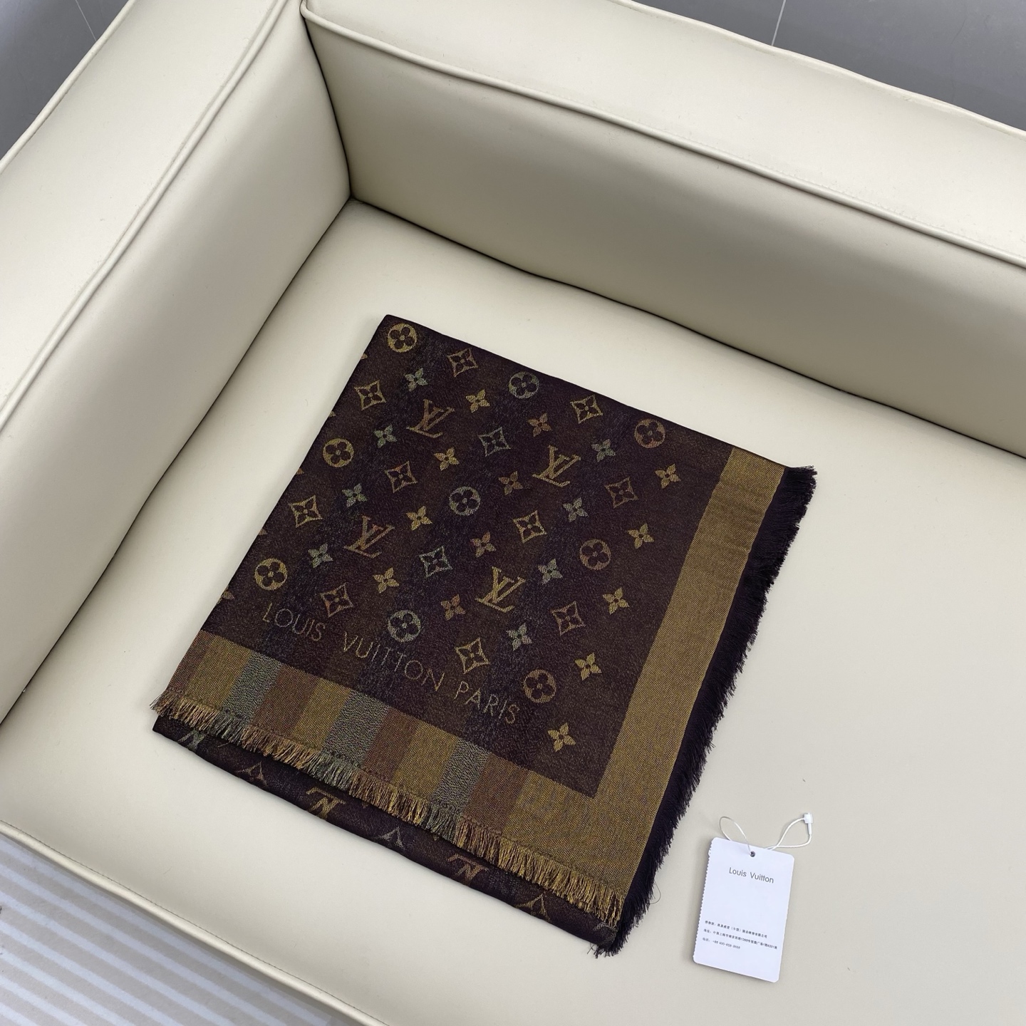 L*V So Shine Monogram Scarf-140*140CM