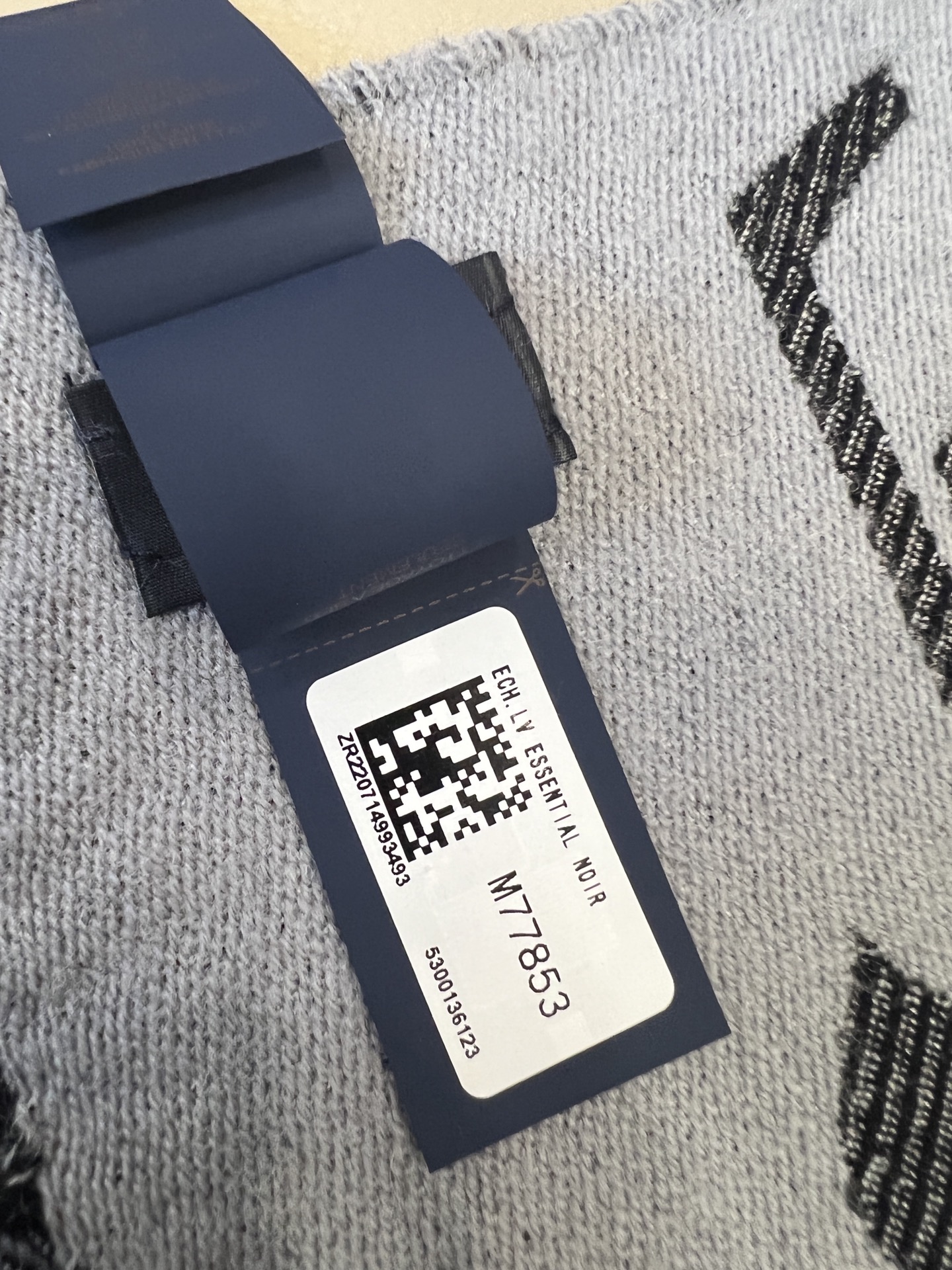 L*V Essential Scarf-170*34CM