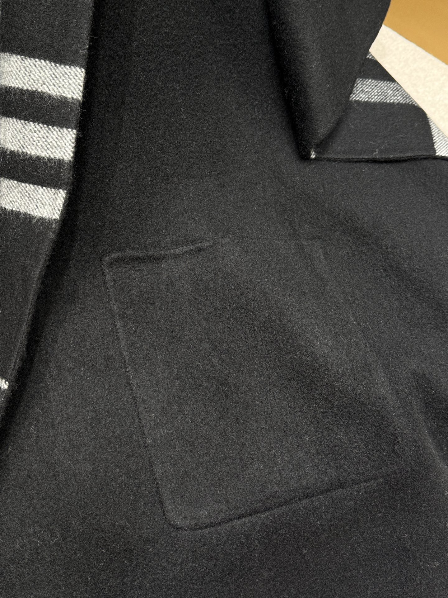 Burbe*rry Shawl-176*20CM