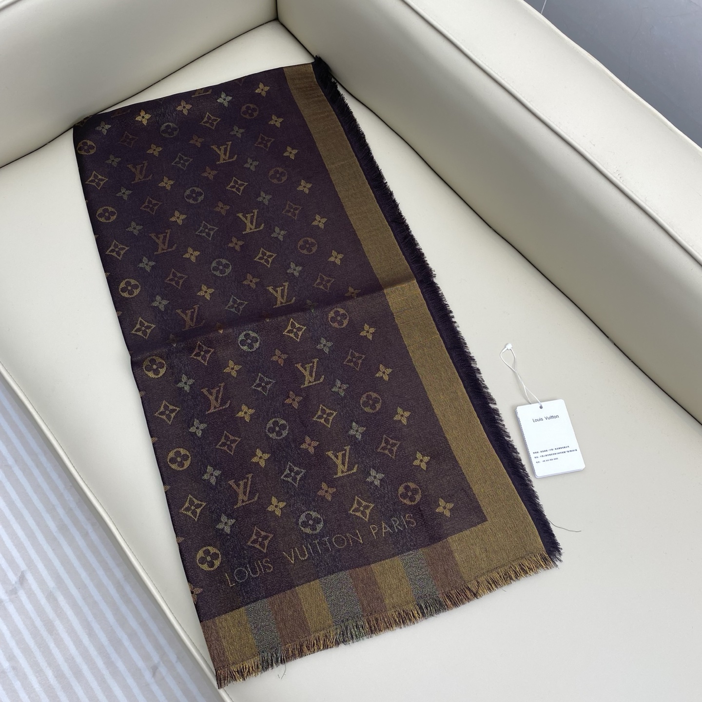 L*V So Shine Monogram Scarf-140*140CM