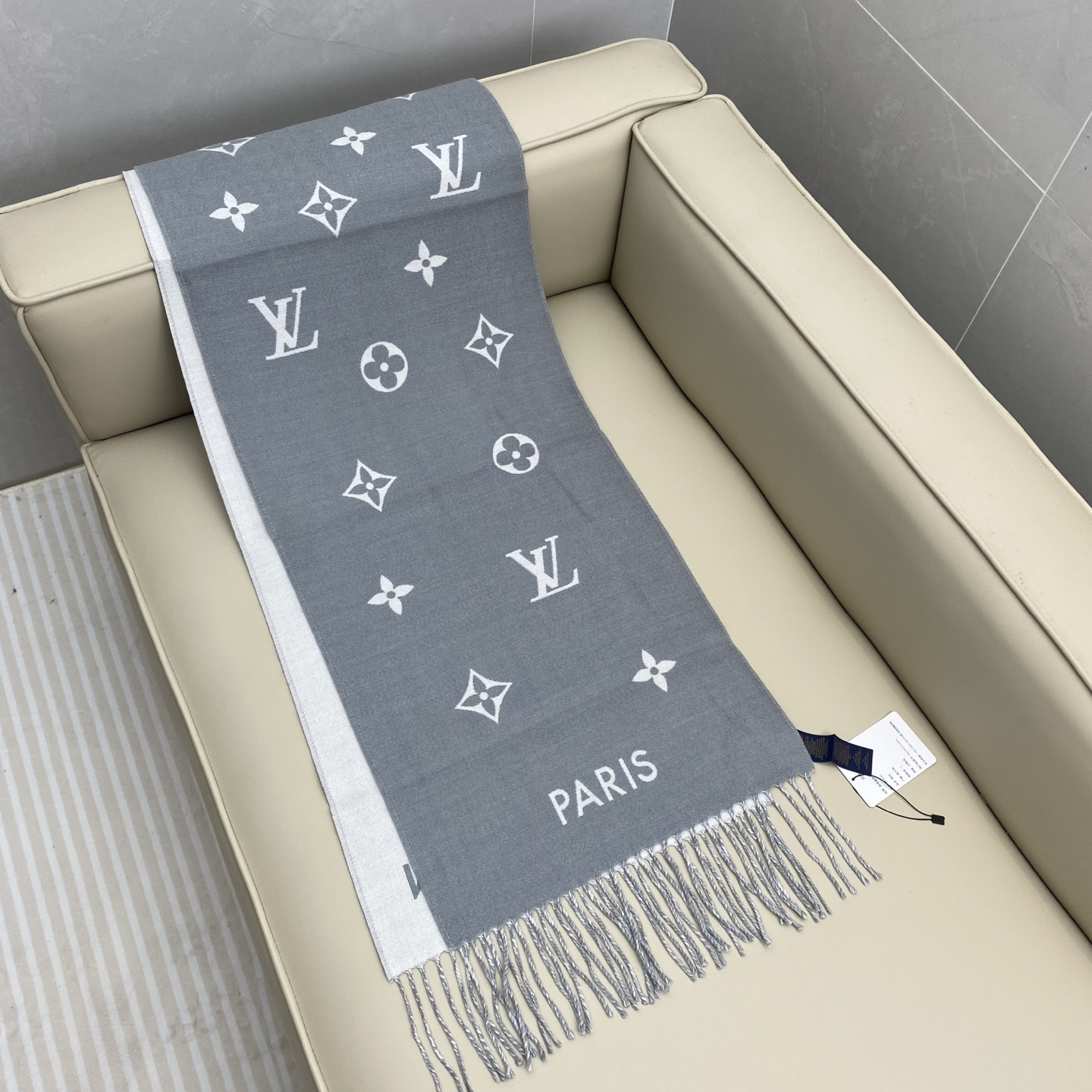 L*V All About Monogram  Scarf-185*35CM