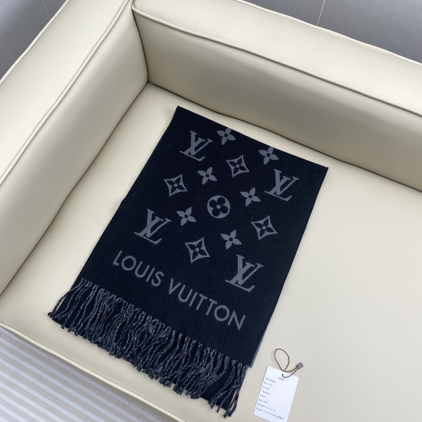 L*V All About Monogram  Scarf-185*35CM