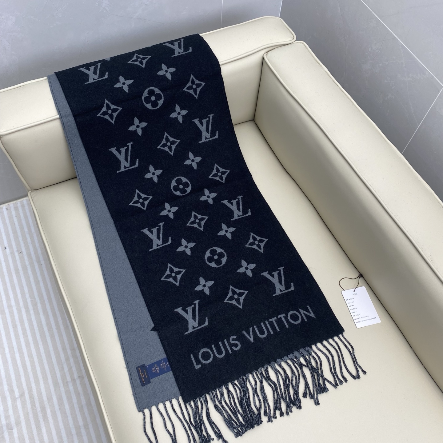 L*V All About Monogram  Scarf-185*35CM