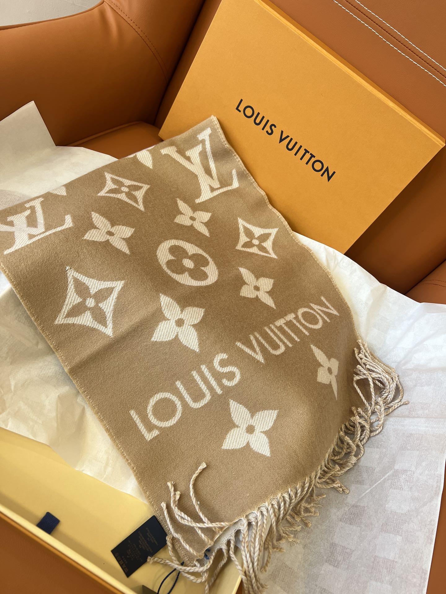 L*V Essential Scarf-170*34CM