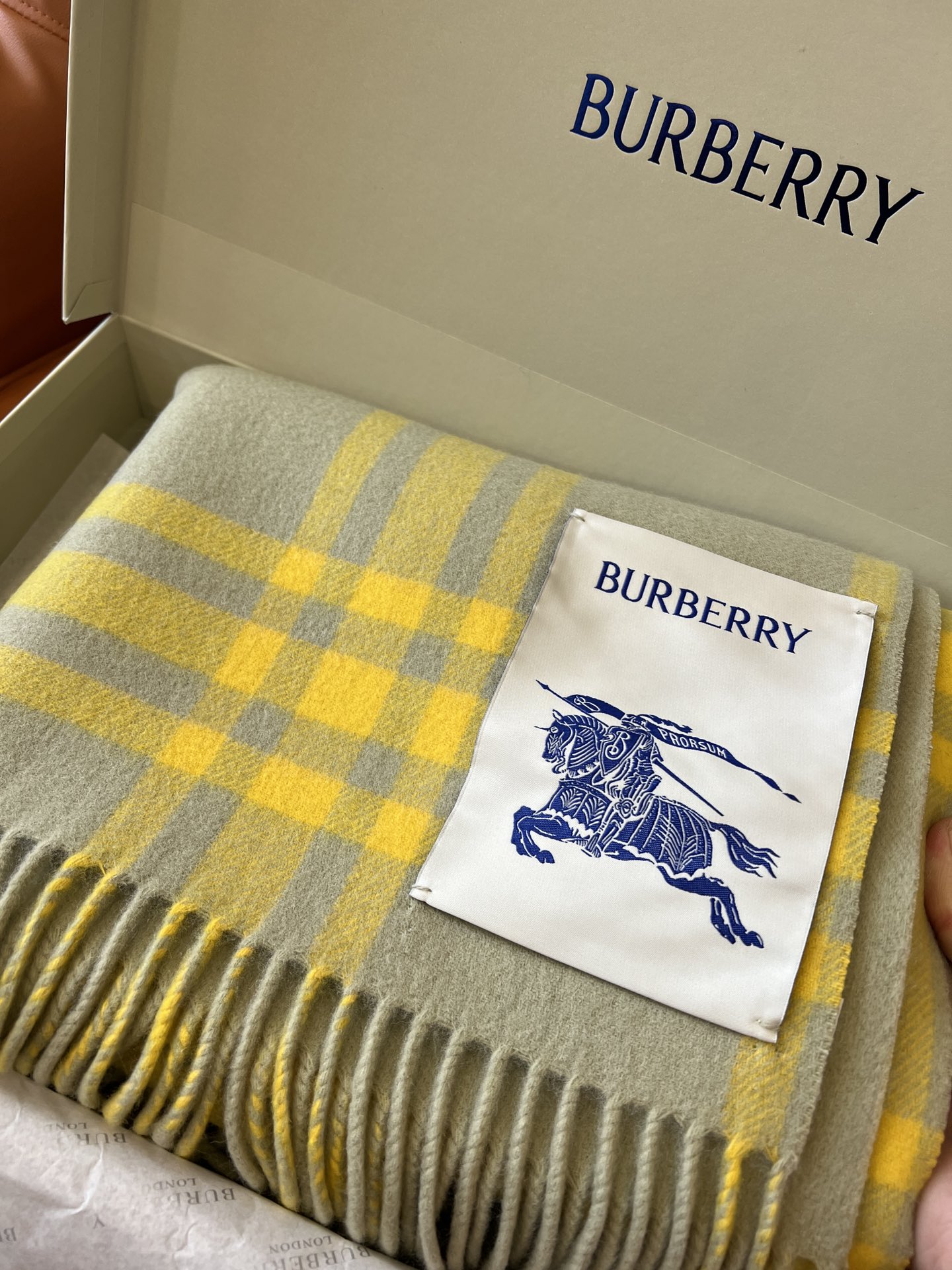 Burbe*rry Shawl-50 x 210CM