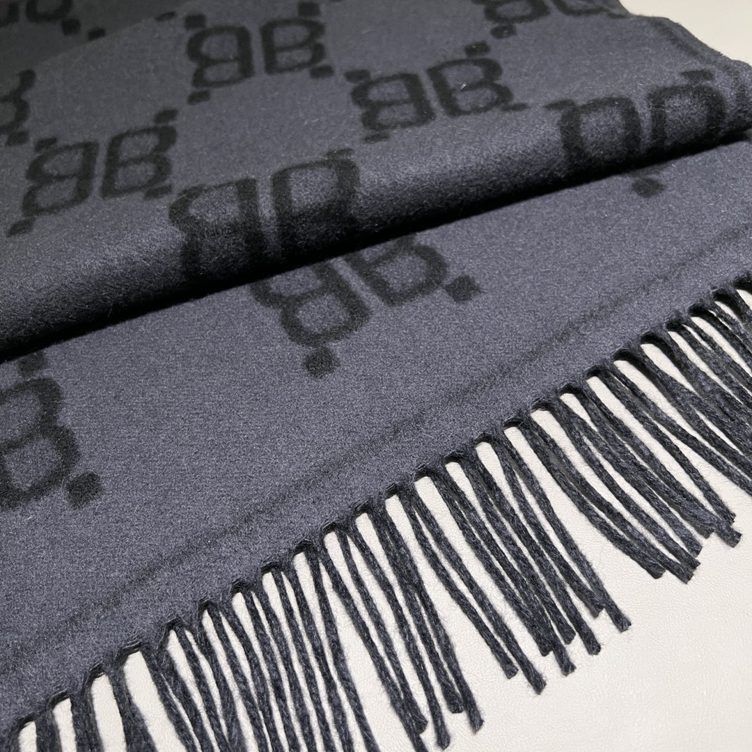Gucc* Scarf-45 x 215 CM