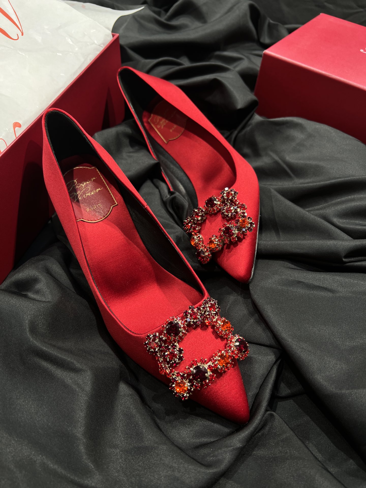 Roger vivier 2025ss Heels(EU35-41)