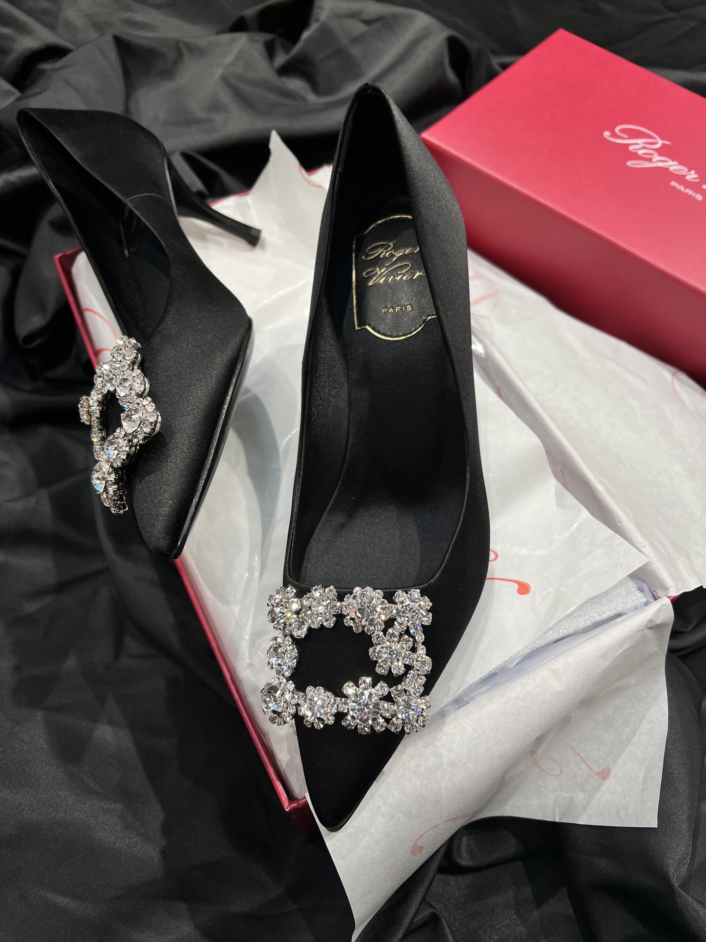 Roger vivier 2025ss Heels(EU35-41)