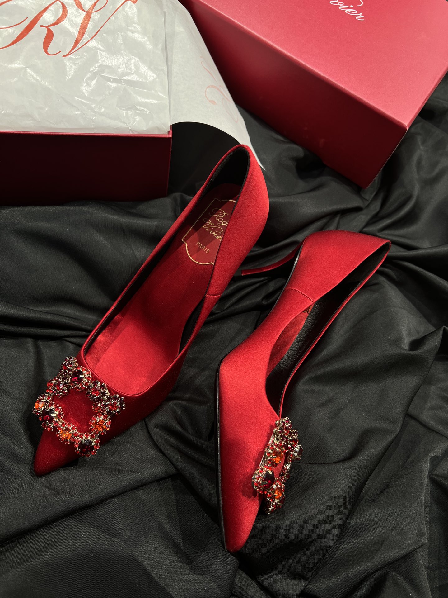 Roger vivier 2025ss Heels(EU35-41)