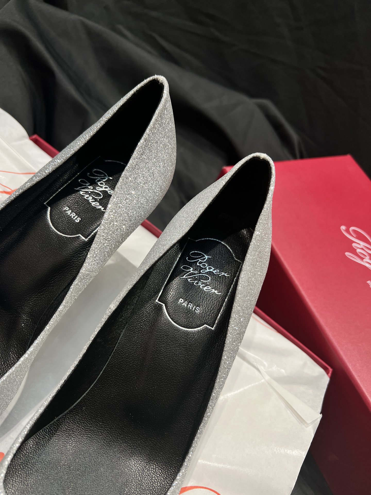 Roger vivier 2025ss Heels(EU35-41)