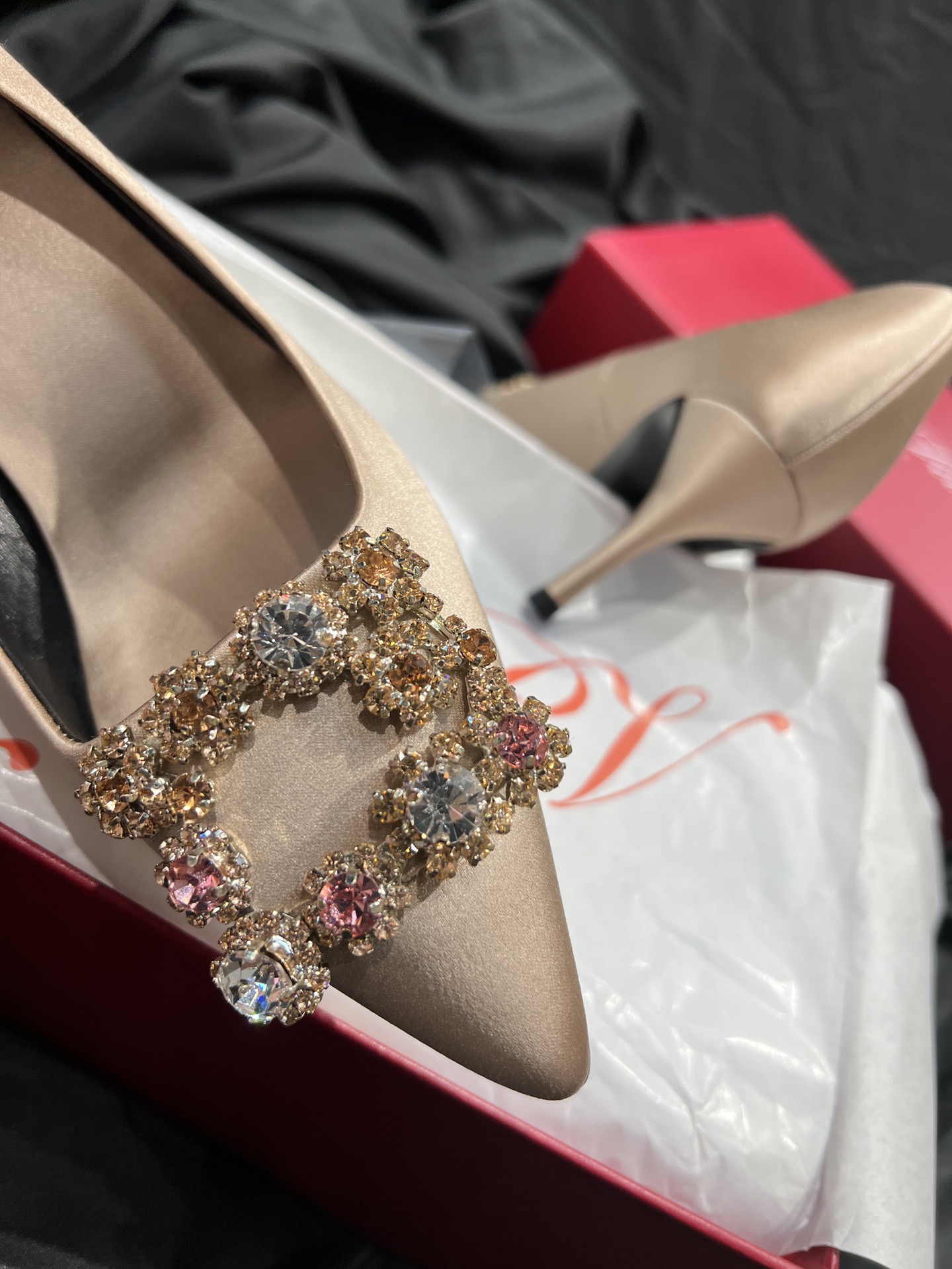 Roger vivier 2025ss Heels(EU35-41)