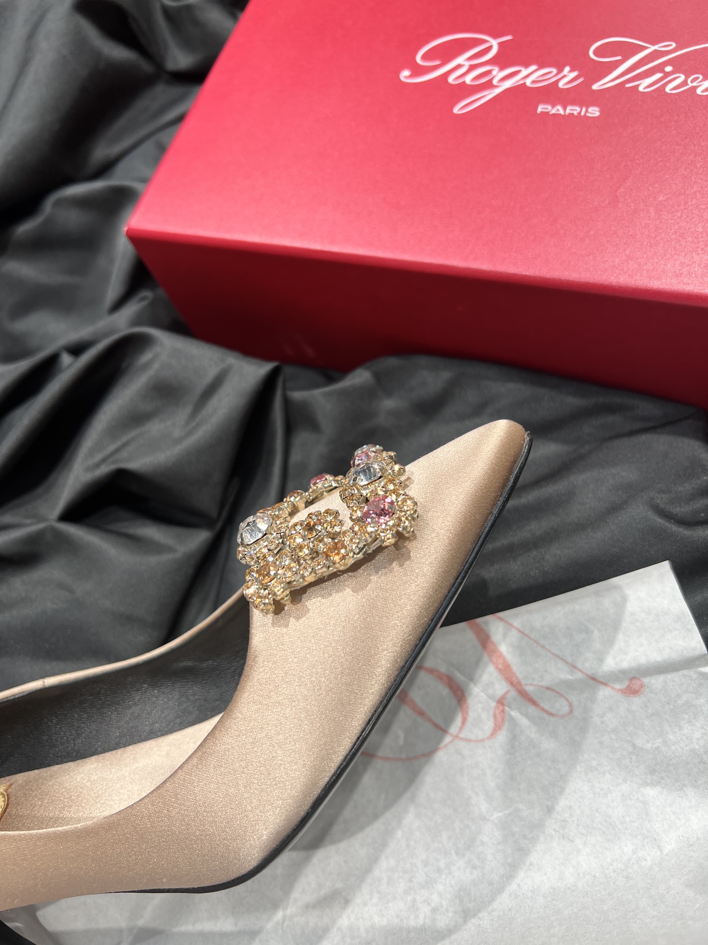 Roger vivier 2025ss Heels(EU35-41)