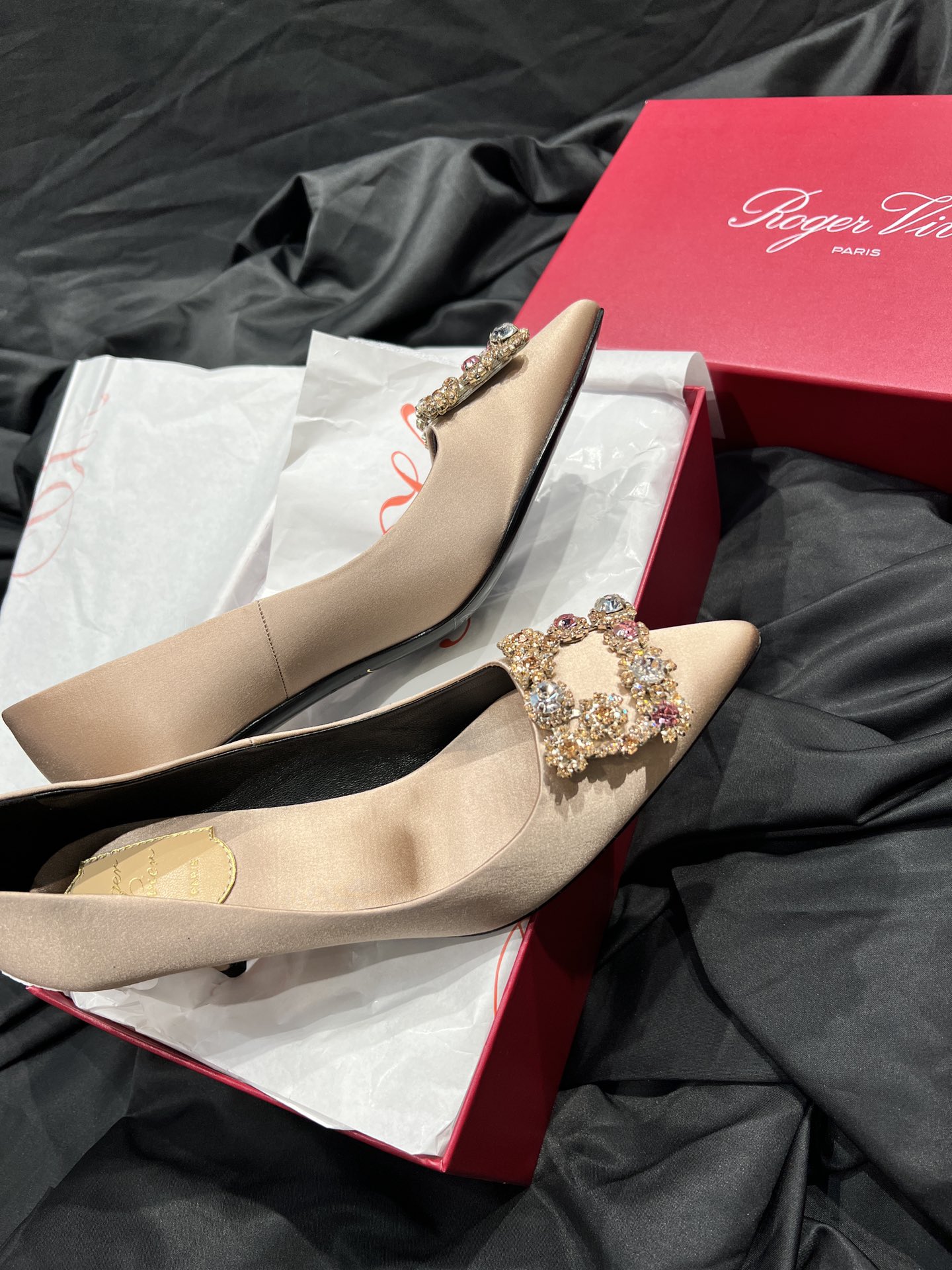 Roger vivier 2025ss Heels(EU35-41)