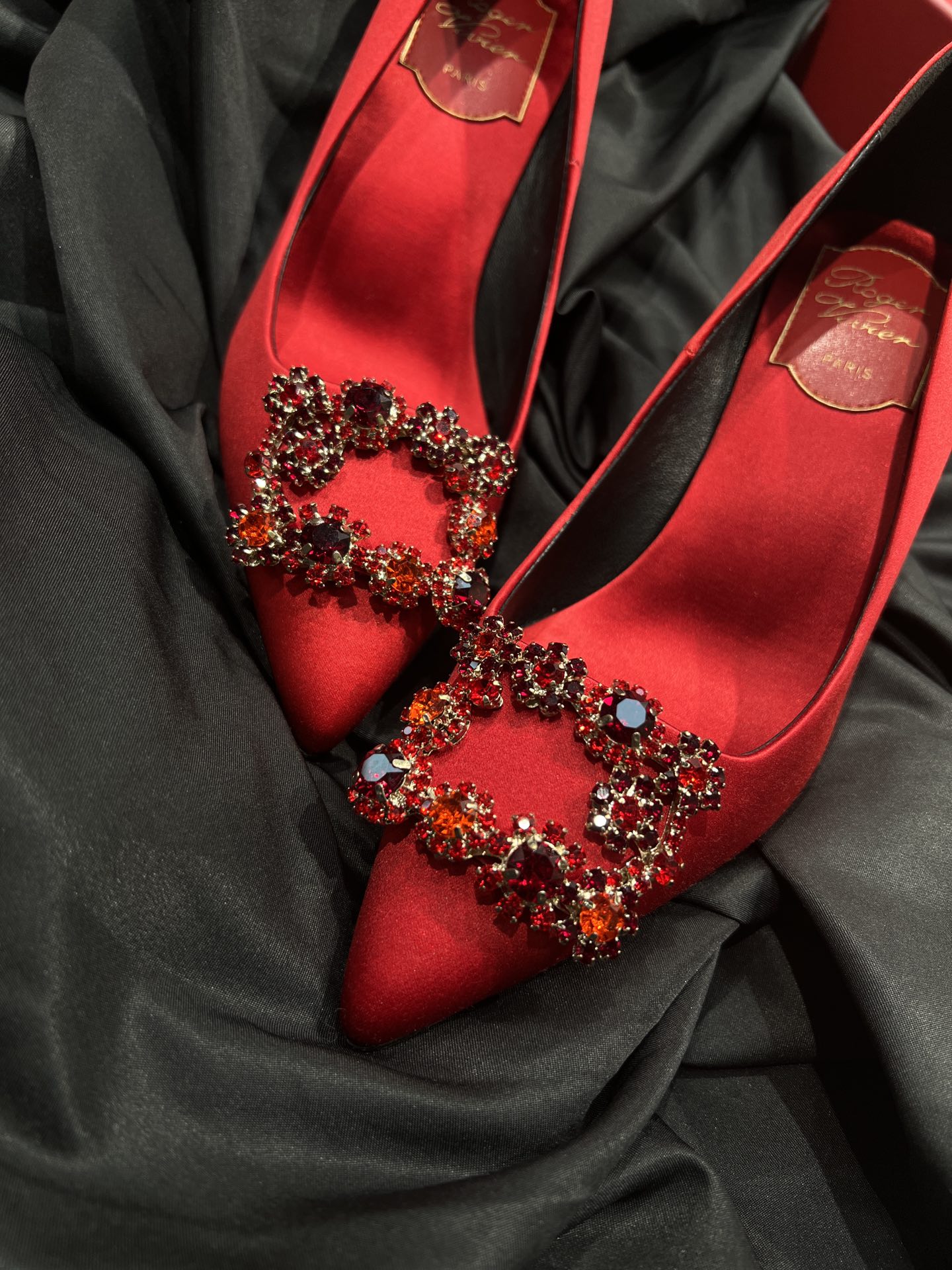 Roger vivier 2025ss Heels(EU35-41)