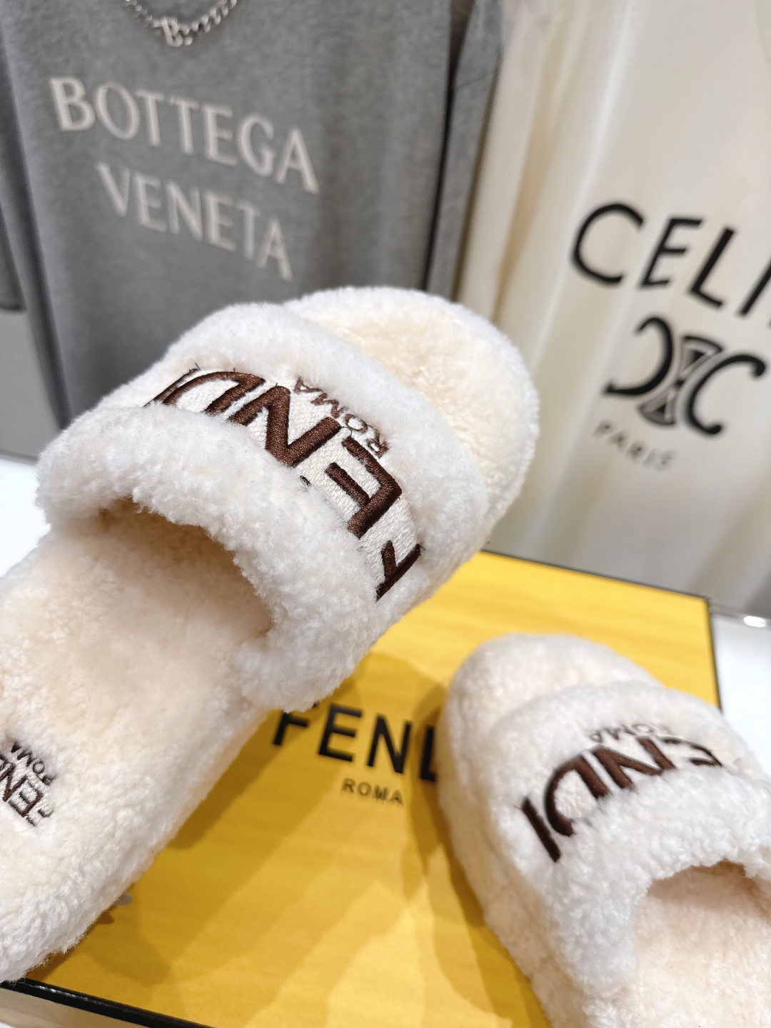 Fendi 2025ss Slides(EU35-41)