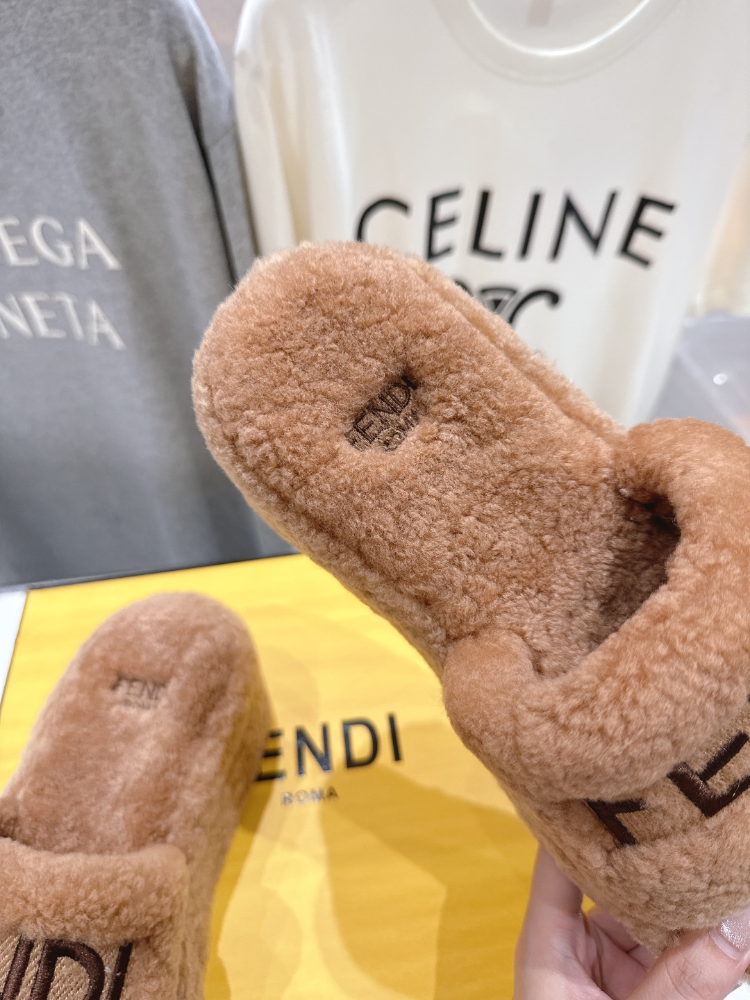 Fendi 2025ss Slides(EU35-41)