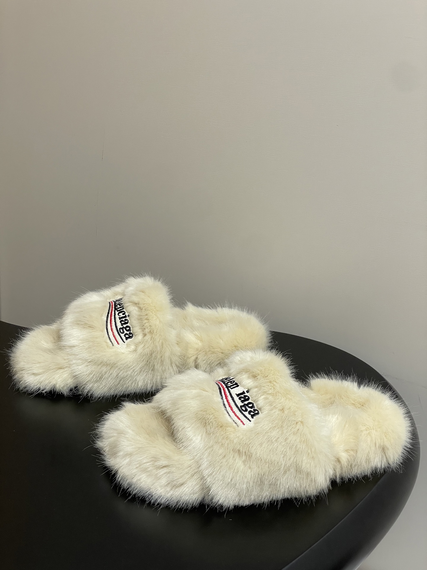 Balenciaga 2025SS Slides