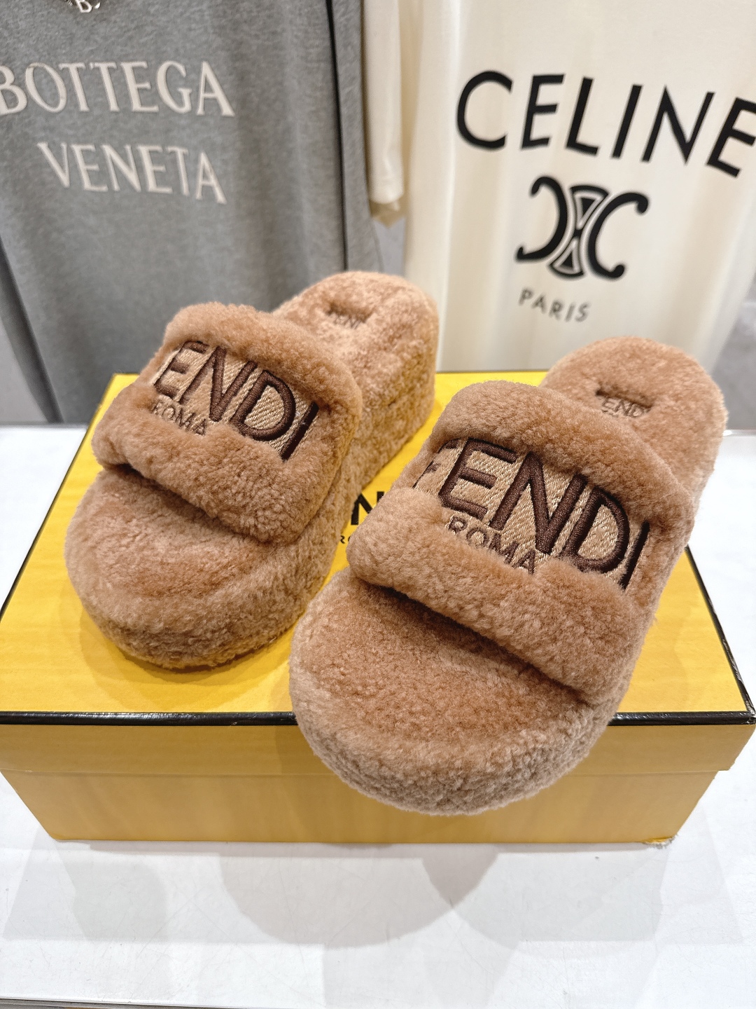 Fendi 2025ss Slides(EU35-41)