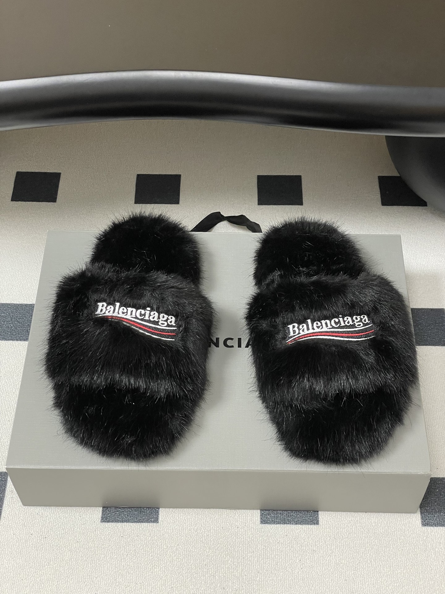 Balenciaga 2025SS Slides