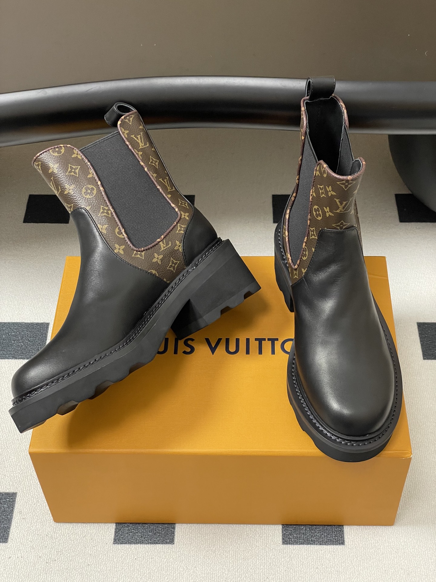 Lo*is Vuitton 2025SS Beaubourg Boots(EU35-42)