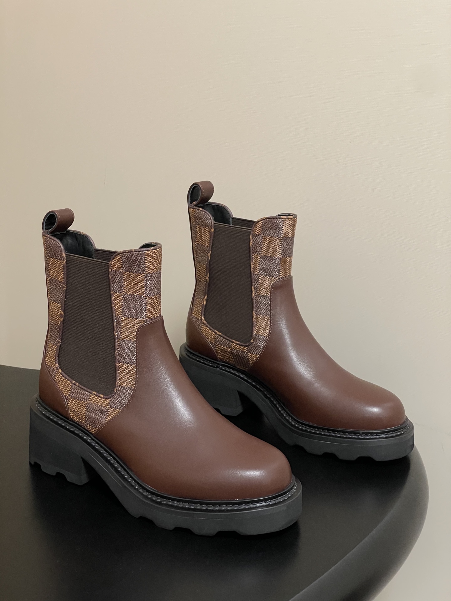 Lo*is Vuitton 2025SS Beaubourg Boots(EU35-42)